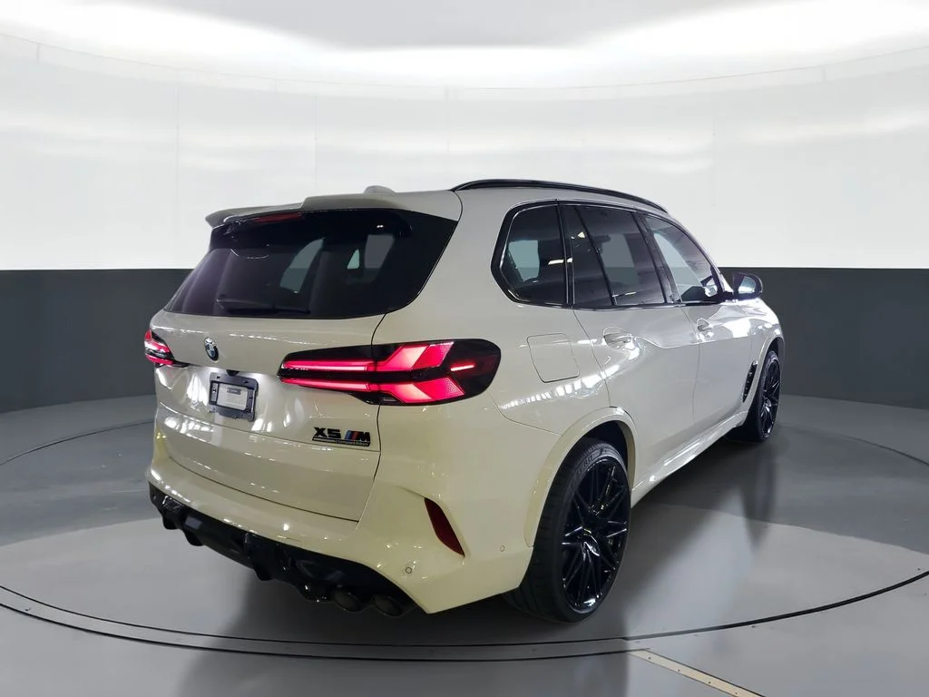 New 2026 Alpine White BMW Competition image 3