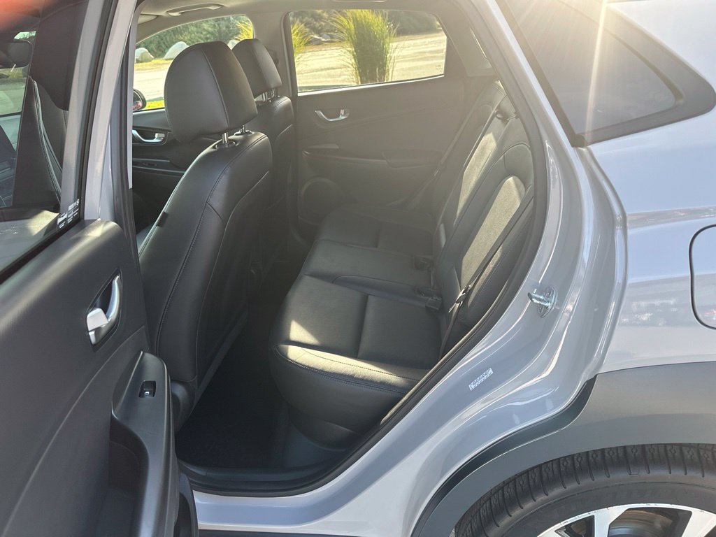 2022 Hyundai Kona Limited - Photo 19