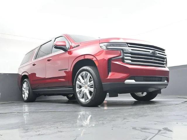 Used 2021 Red Chevrolet High Country image 30