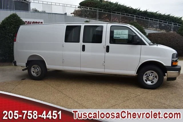 2025 Chevrolet Express Cargo Work Van - Photo 11