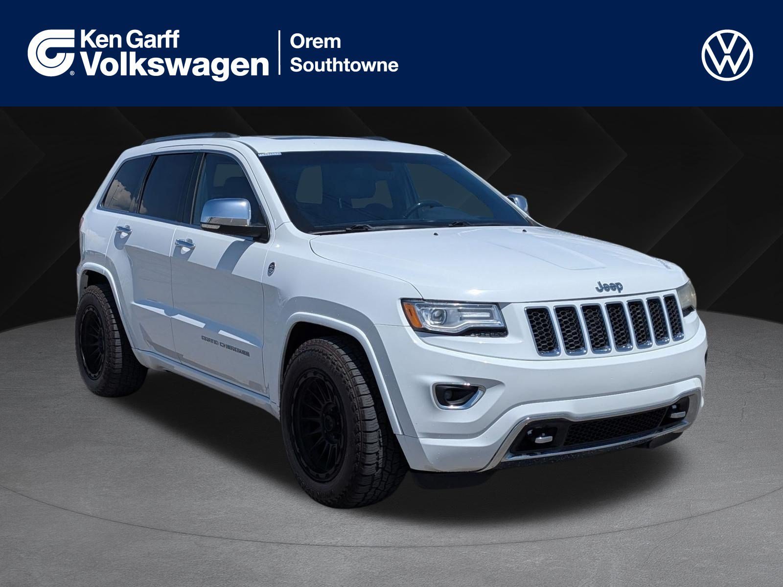 Used 2015 Bright White Clearcoat Jeep Overland image 1