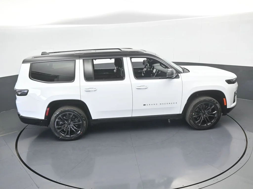 New 2026 Bright White Clearcoat Jeep Summit Obsidian image 52