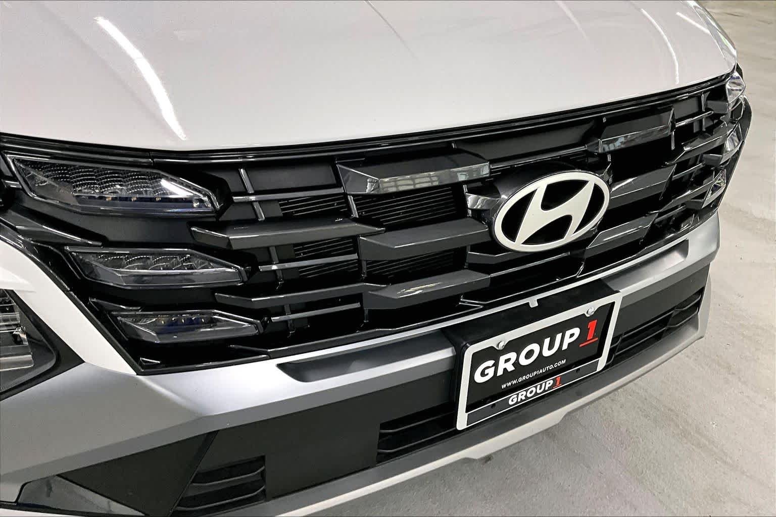 Used 2026 Serenity White Pearl Hyundai SEL image 30