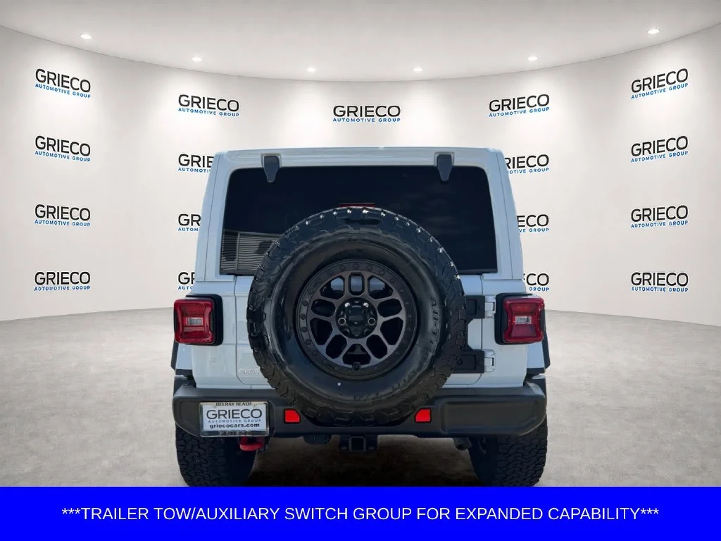 Used 2023 White Jeep Rubicon image 6