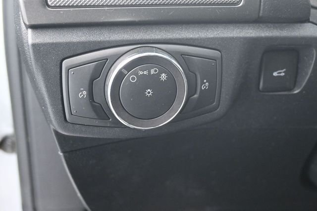 Used 2020 Silver Metallic Ford SE image 14