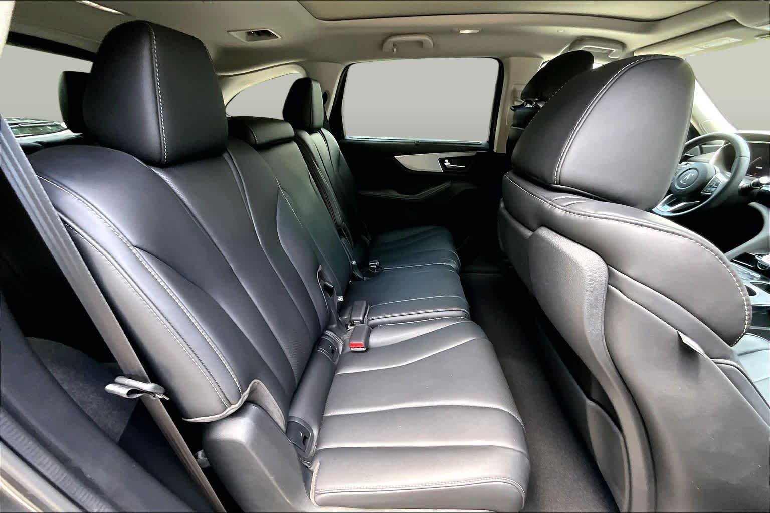 Used 2024 Liquid Carbon Metallic Acura w/Technology Package image 20