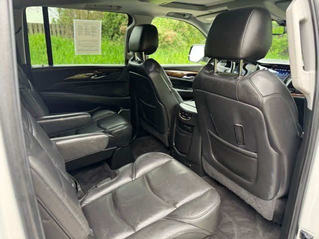 Used 2020 Crystal White Cadillac Luxury image 17