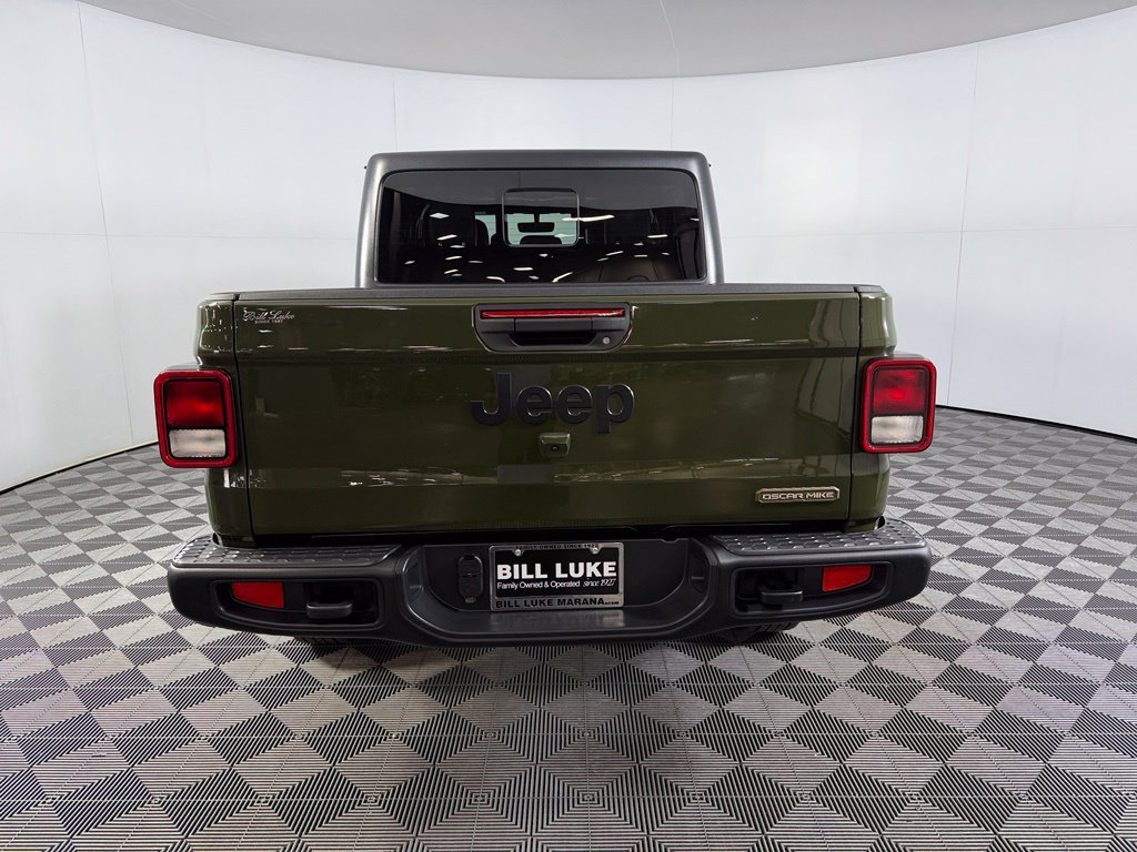 Used 2023 Green Jeep Sport image 9