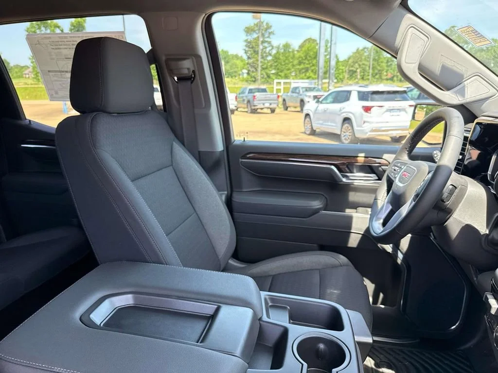2026 GMC Sierra 1500 SLE - Photo 20