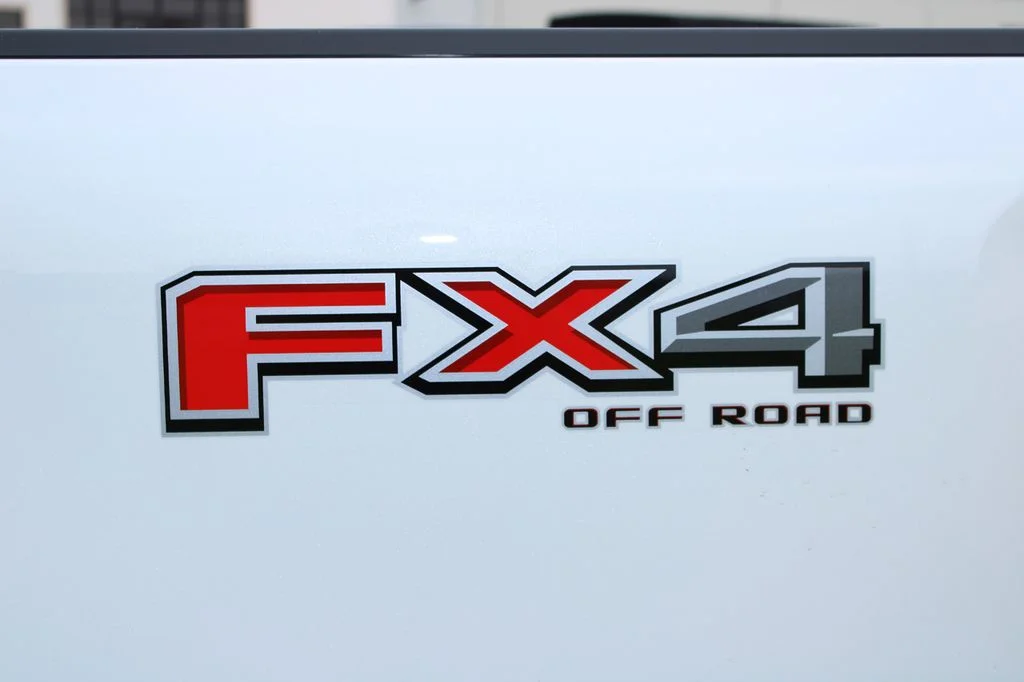 New 2026 Star White Metallic Tri-Coat Ford F-250® Platinum® image 8