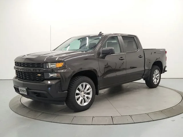 Used 2021 Brown Chevrolet Custom image 3