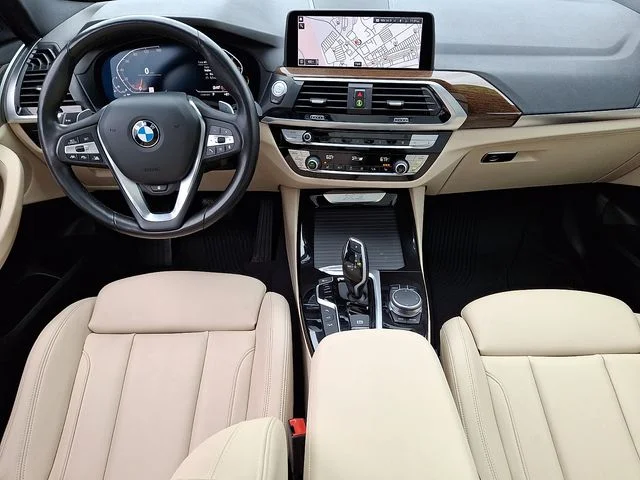 Used 2021 Gray BMW xDrive30i image 15