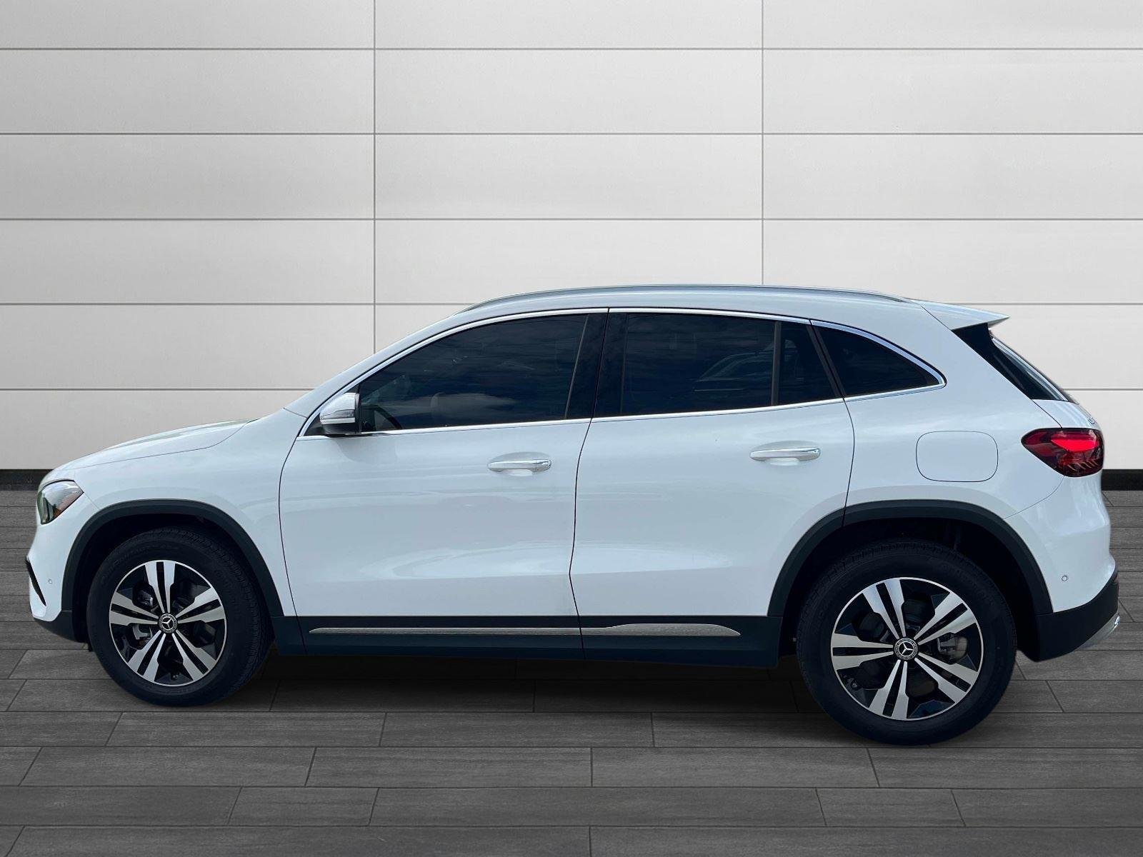 Certified Used 2026 Polar White Mercedes-Benz GLA 250 image 7