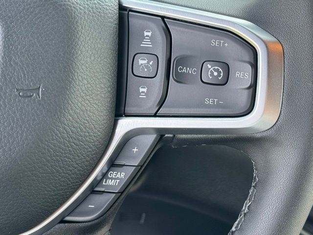 New 2026 Granite Crystal Metallic Clearcoat RAM Big Horn image 16