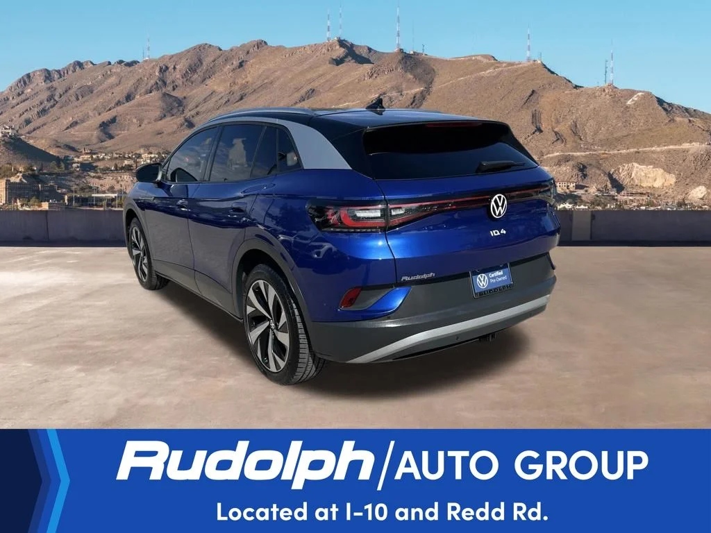 Used 2022 Blue Volkswagen Pro S image 3
