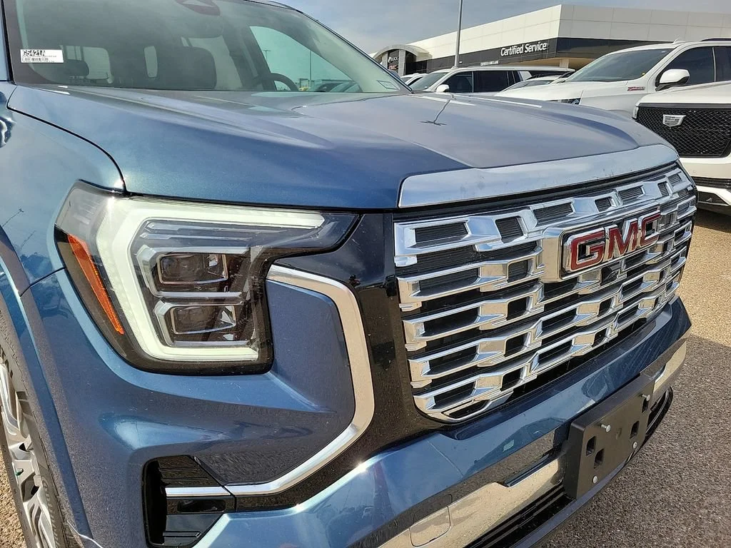 Used 2026 Downpour Metallic GMC Denali image 13