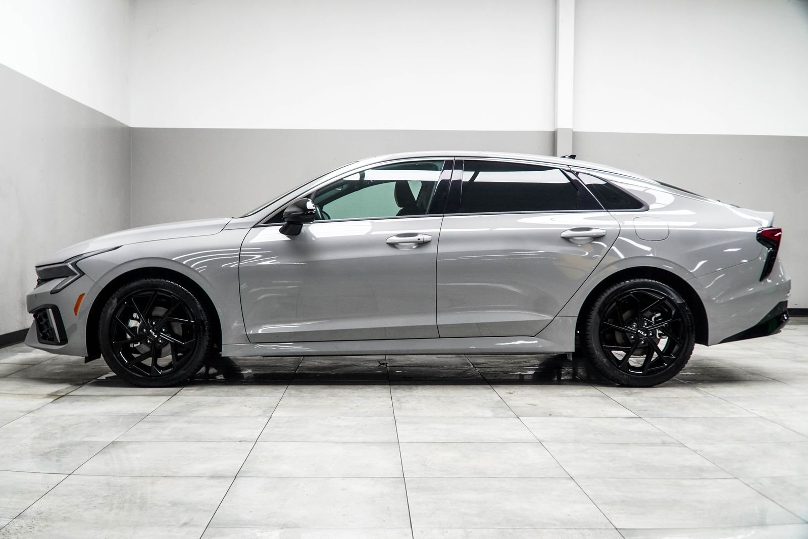 Used 2026 Gray Kia GT-Line image 9