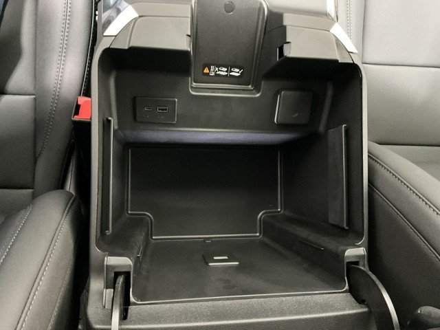 2026 GMC Sierra 1500 SLT - Photo 36