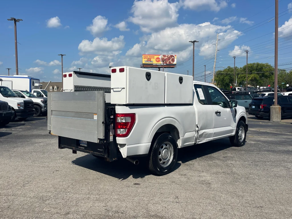 Used 2022 Oxford White Ford XL image 18