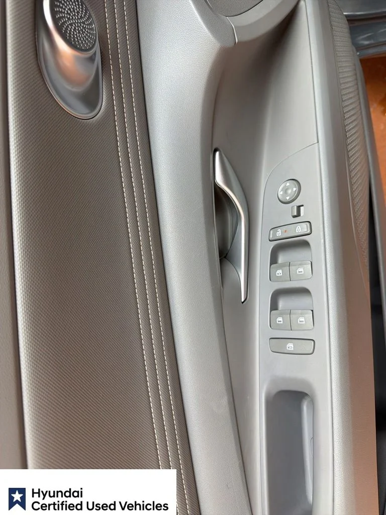 Certified Used 2025 Ecotronic Gray Hyundai SEL Convenience image 28