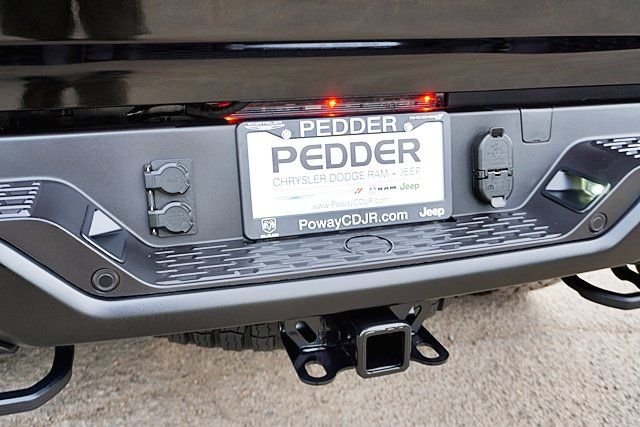 New 2026 Diamond Black Crystal Pearl-Coat Exterior Paint RAM RHO image 18