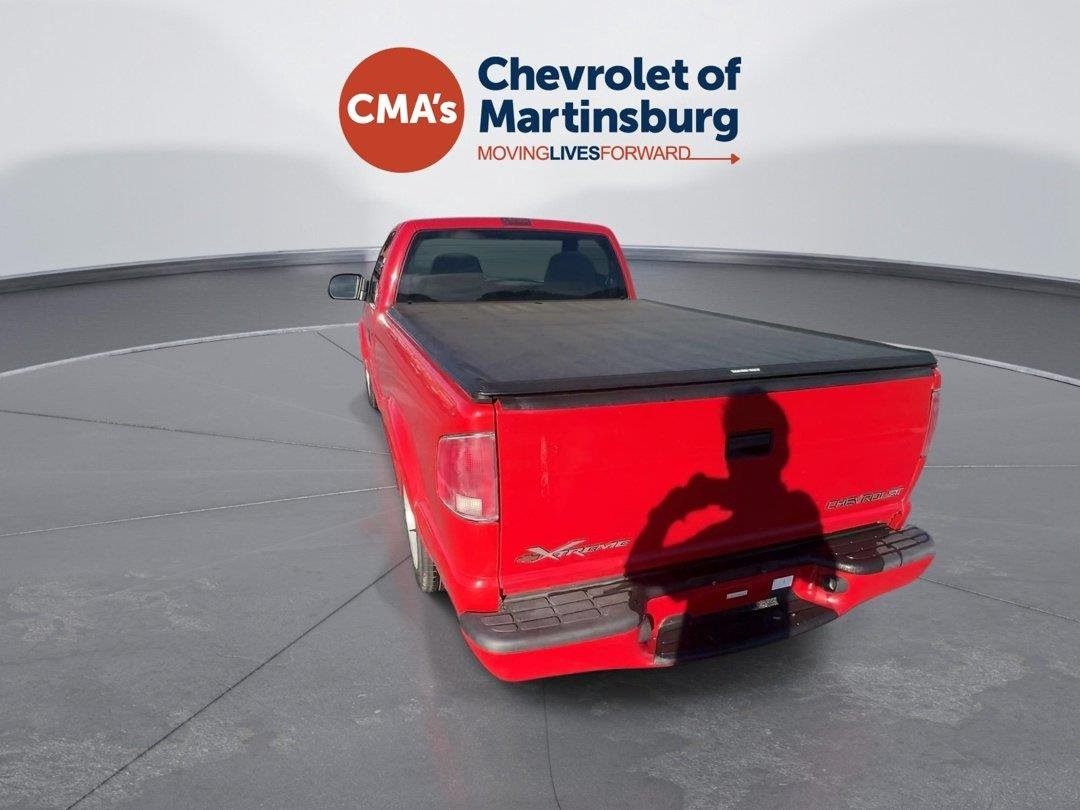Used 2000 Victory Red Chevrolet LS Xtreme image 4
