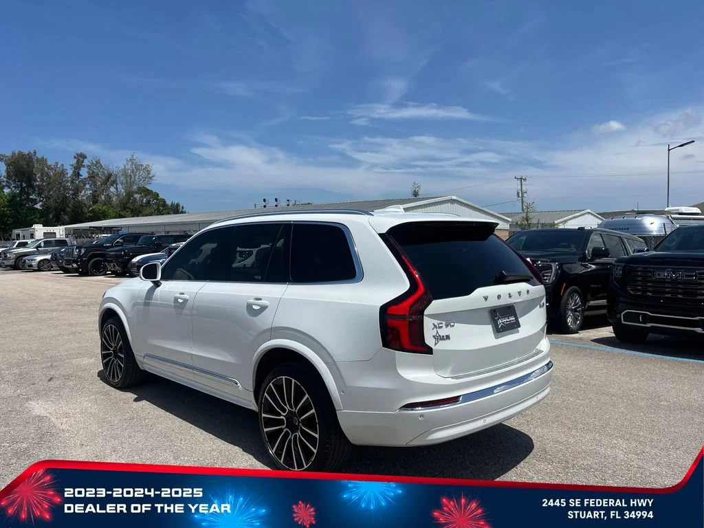 Used 2025  Volvo Ultra image 5