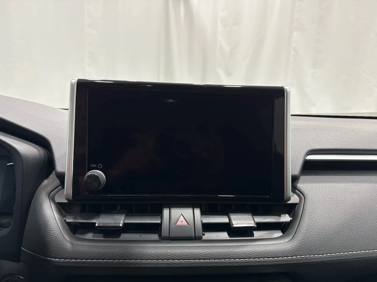 Used 2023 Grn/green Toyota XLE image 17
