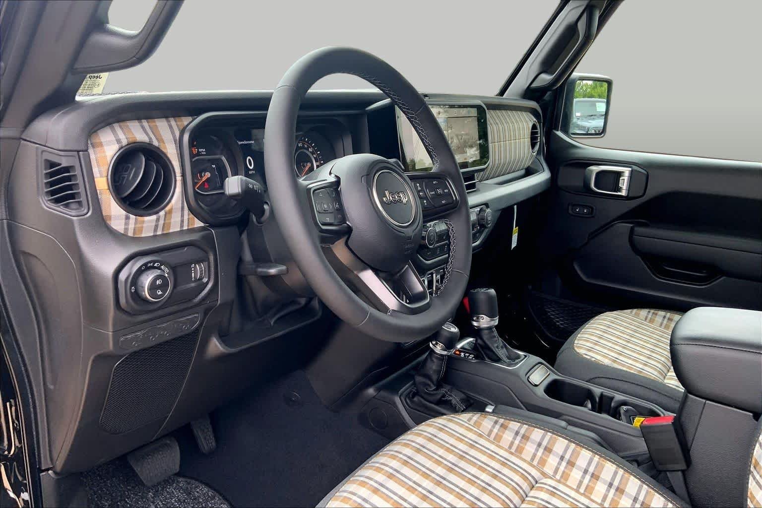New 2026 Black Clearcoat Jeep 85th Anniversary Edition image 8