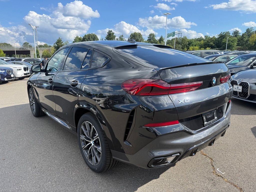 New 2027 Black Sapphire Metallic BMW xDrive40i image 3