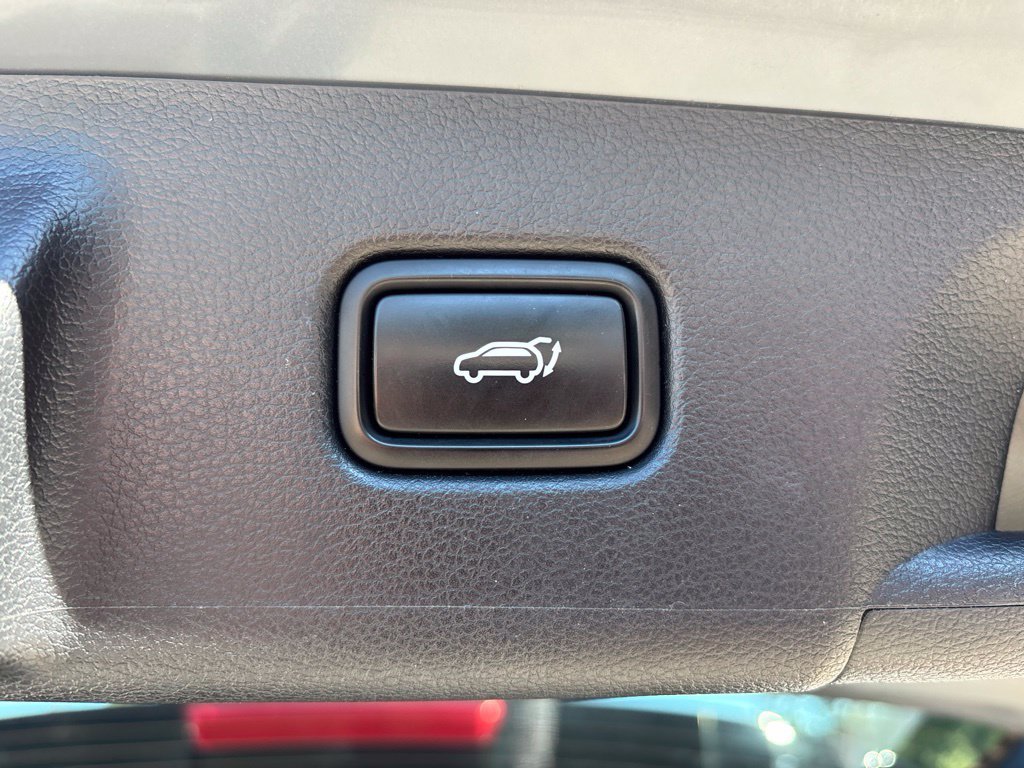 Used 2020 Gray Hyundai Limited image 14