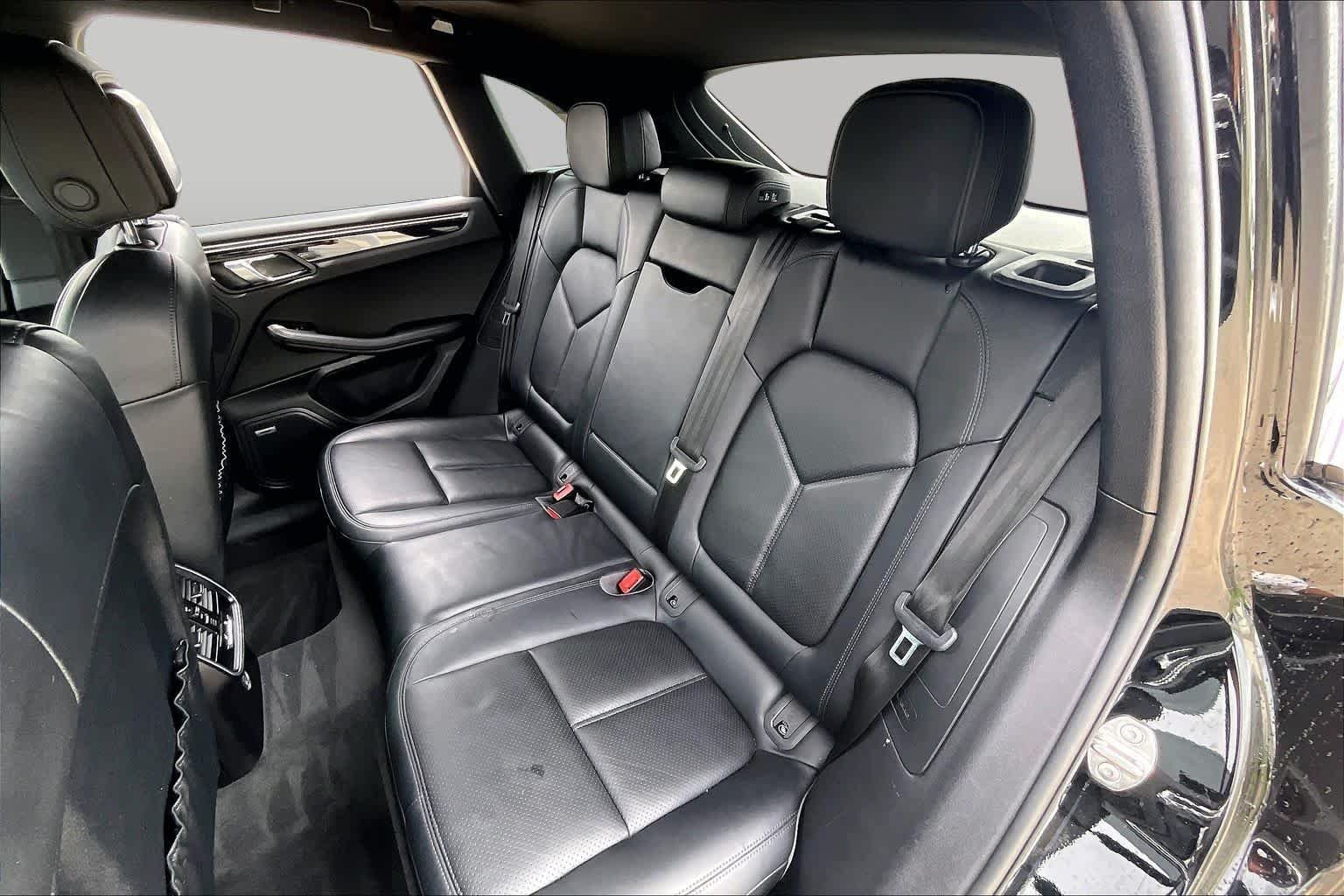 Used 2018 Black Porsche Sport Edition image 18