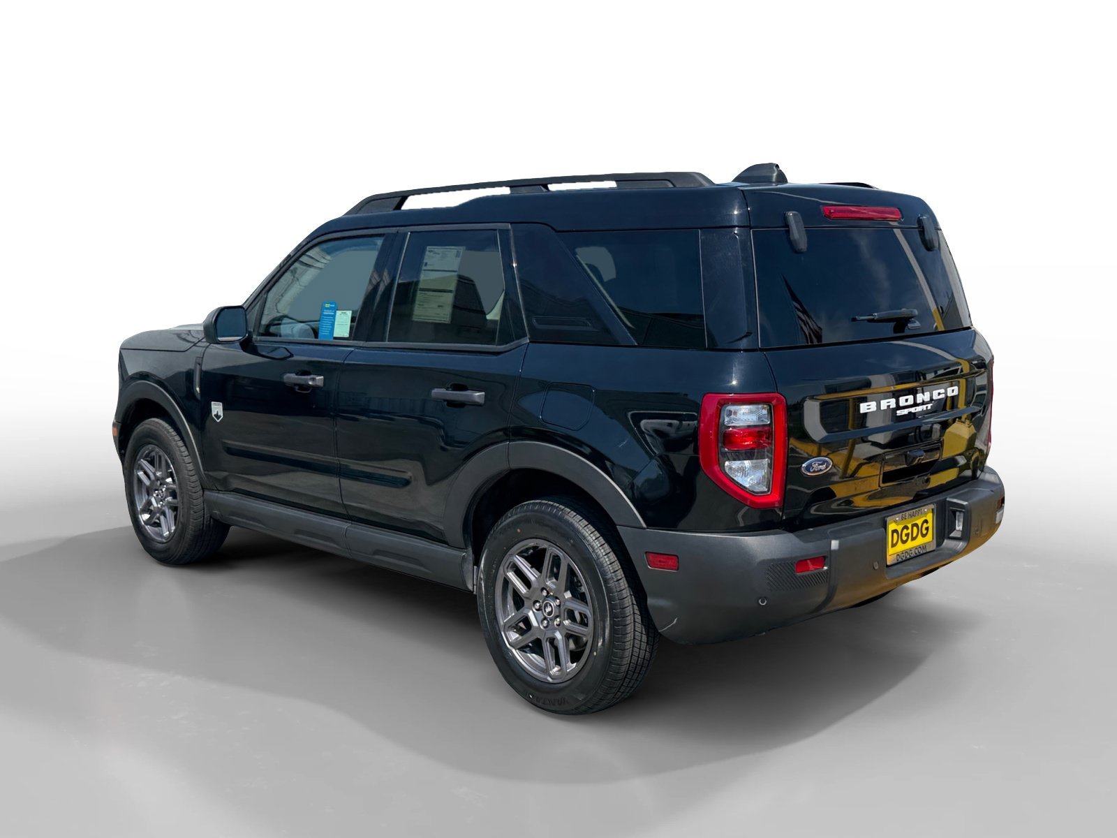 Certified Used 2025 Shadow Black Ford Big Bend image 3