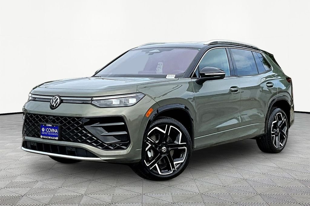 New 2026 Green Volkswagen 2.0T SEL R-Line Turbo image 3