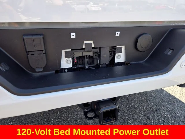 Used 2026 White GMC AT4 image 18