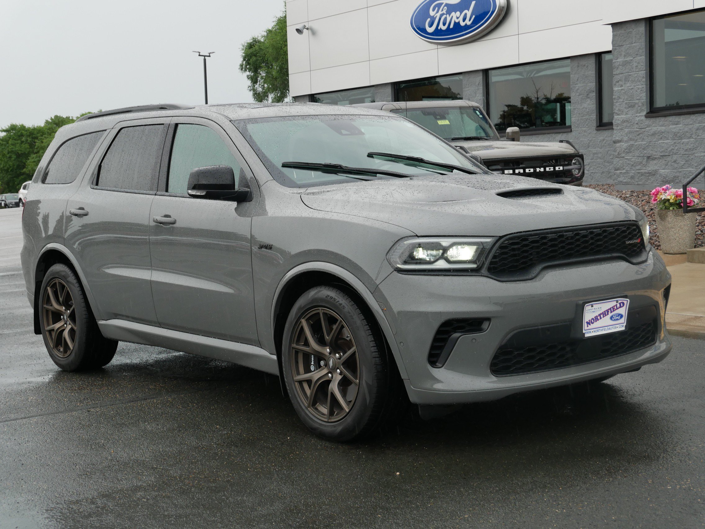 Used 2025 Destroyer Gray Clearcoat Dodge R/T 20th Anniversary Plus image 2