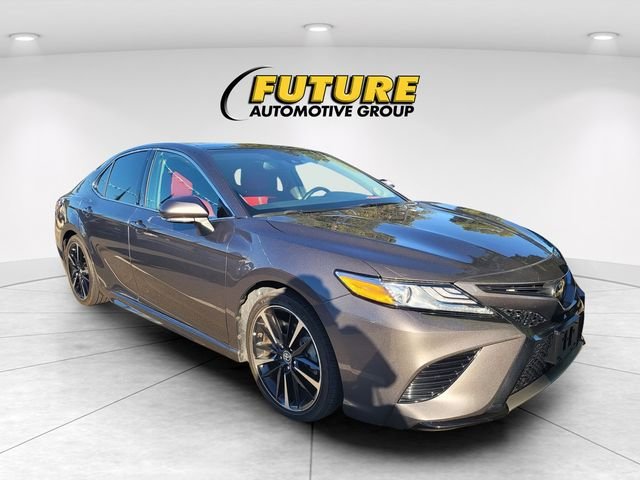 Used 2020 Gray Toyota XSE V6 image 1
