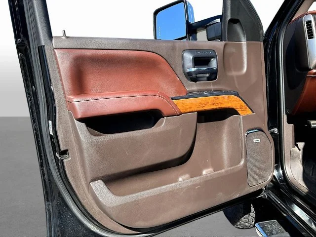 Used 2016 Black Chevrolet High Country image 24