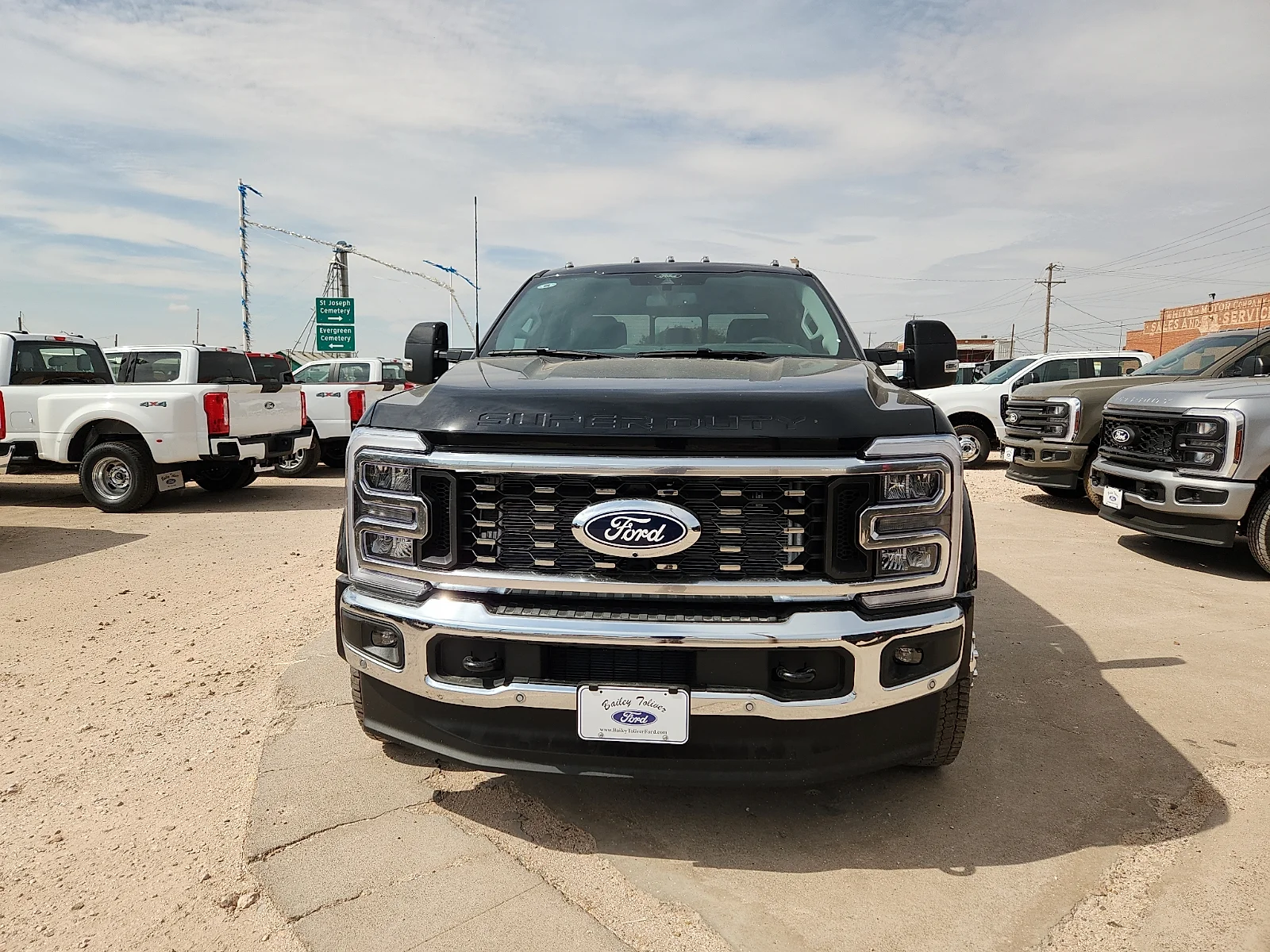 New 2027 Agate Black Metallic Ford LARIAT image 2