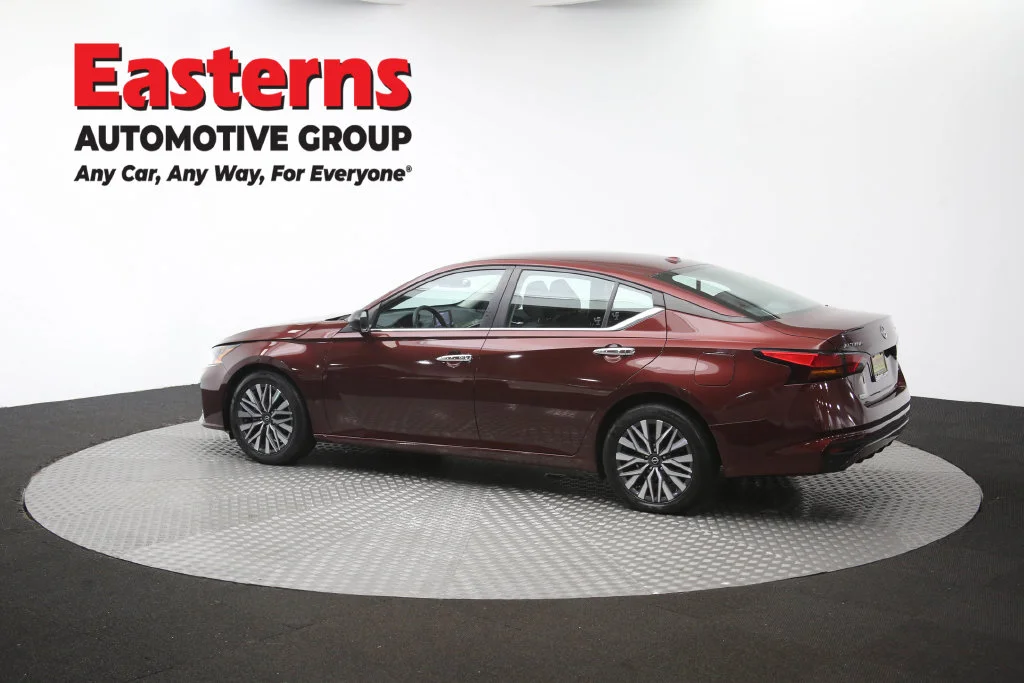 Used 2024 Red Nissan 2.5 SV image 64