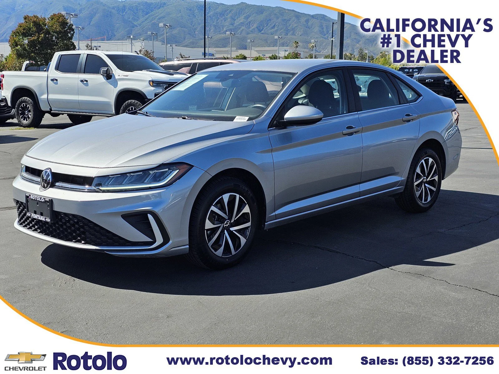 Used 2025  Volkswagen S image 3