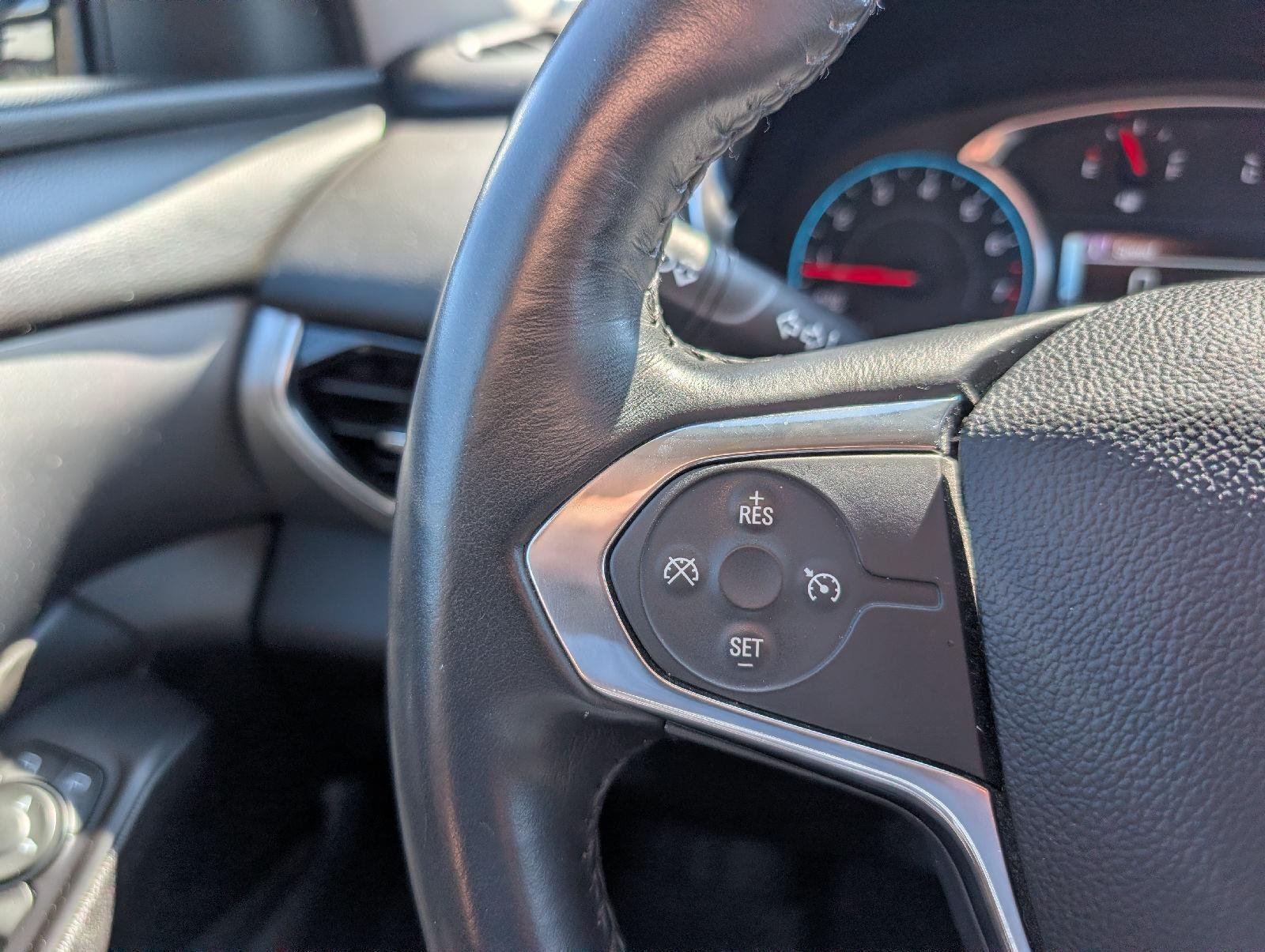 Used 2018 Silver Ice Metallic Chevrolet LT Leather image 13