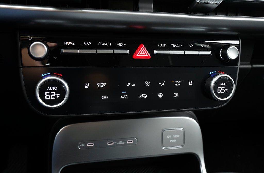 New 2026 Abyss Black Hyundai SE image 20