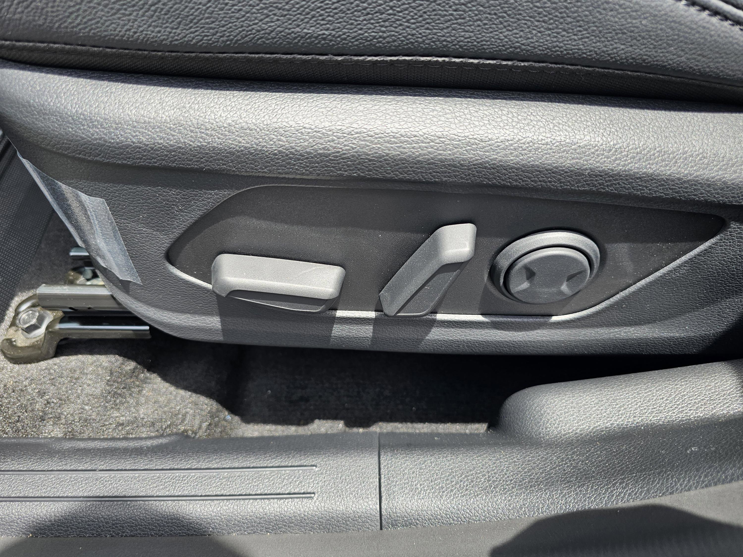 2025 Kia Sportage EX Hybrid - Photo 17