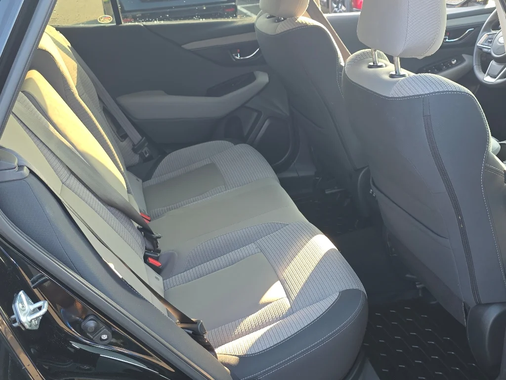 2021 Subaru Outback Premium - Photo 24