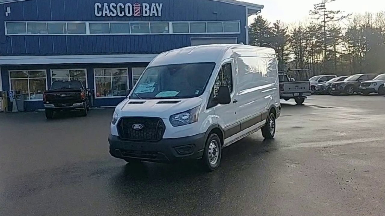 New 2026 Oxford White Ford Cargo Van image 16