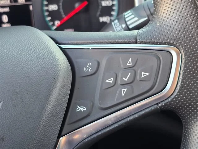 Used 2025 Summit White Chevrolet LS image 28