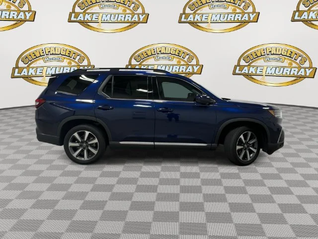 Used 2024 Obsidian Blue Pearl Honda Elite image 5
