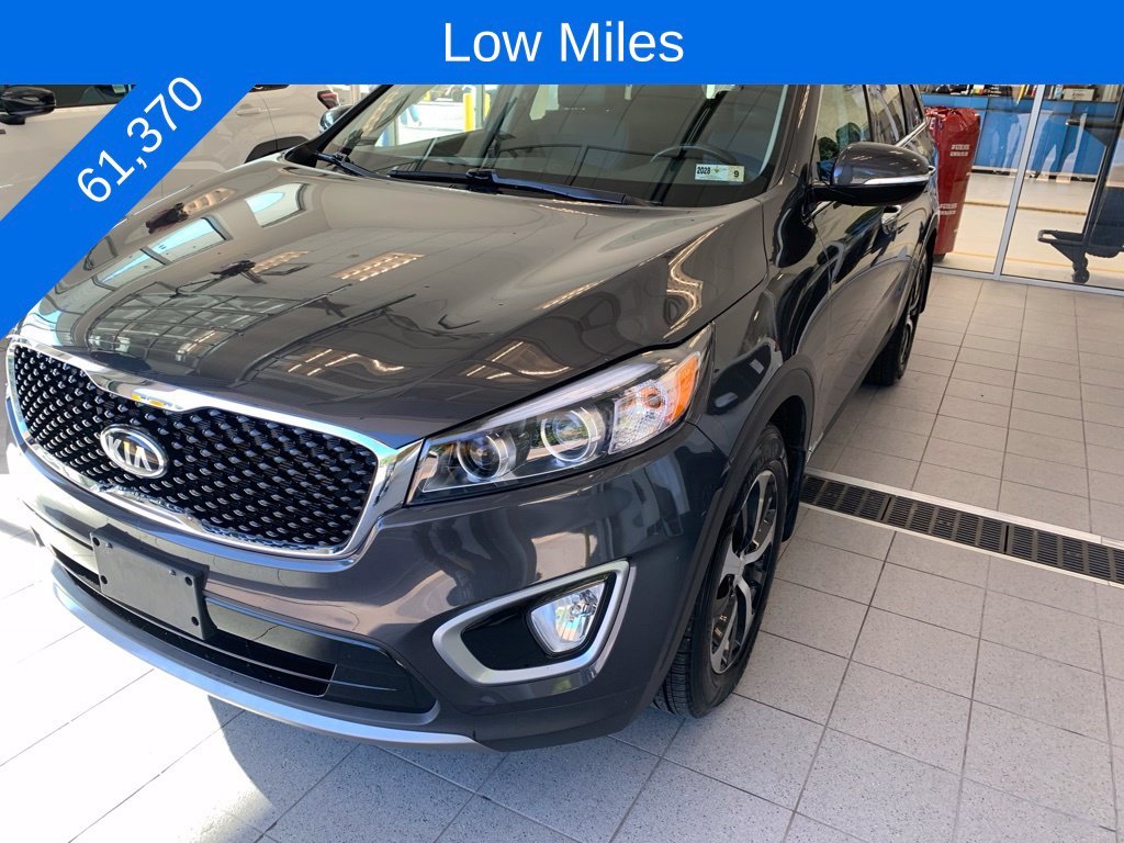 Used 2018 Kia Sorento EX with VIN 5XYPHDA59JG347170 for sale in Bridgeport, WV