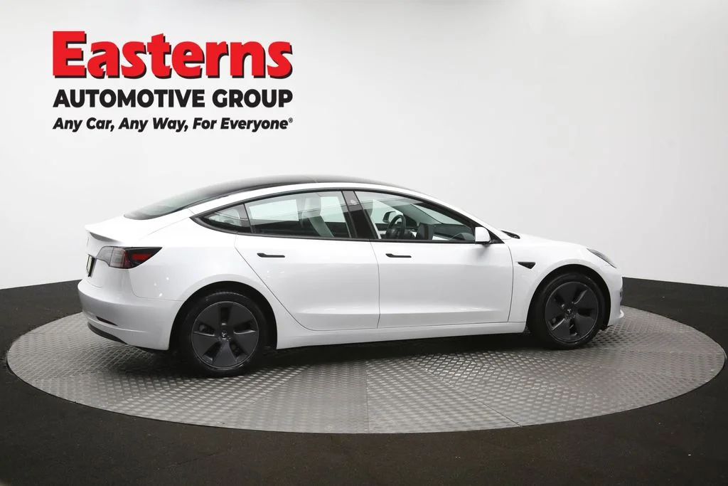 Used 2023 White Tesla Base image 38